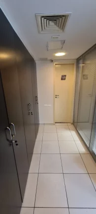 Imagem Conjunto Comercial à Venda em São Paulo-SP Várzea da Barra Funda 1 Sala 6 Vagas 204m² Área