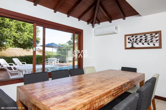 Imagem Casa em Condomínio para Temporada em Armação dos Búzios / RJ no bairro Forno