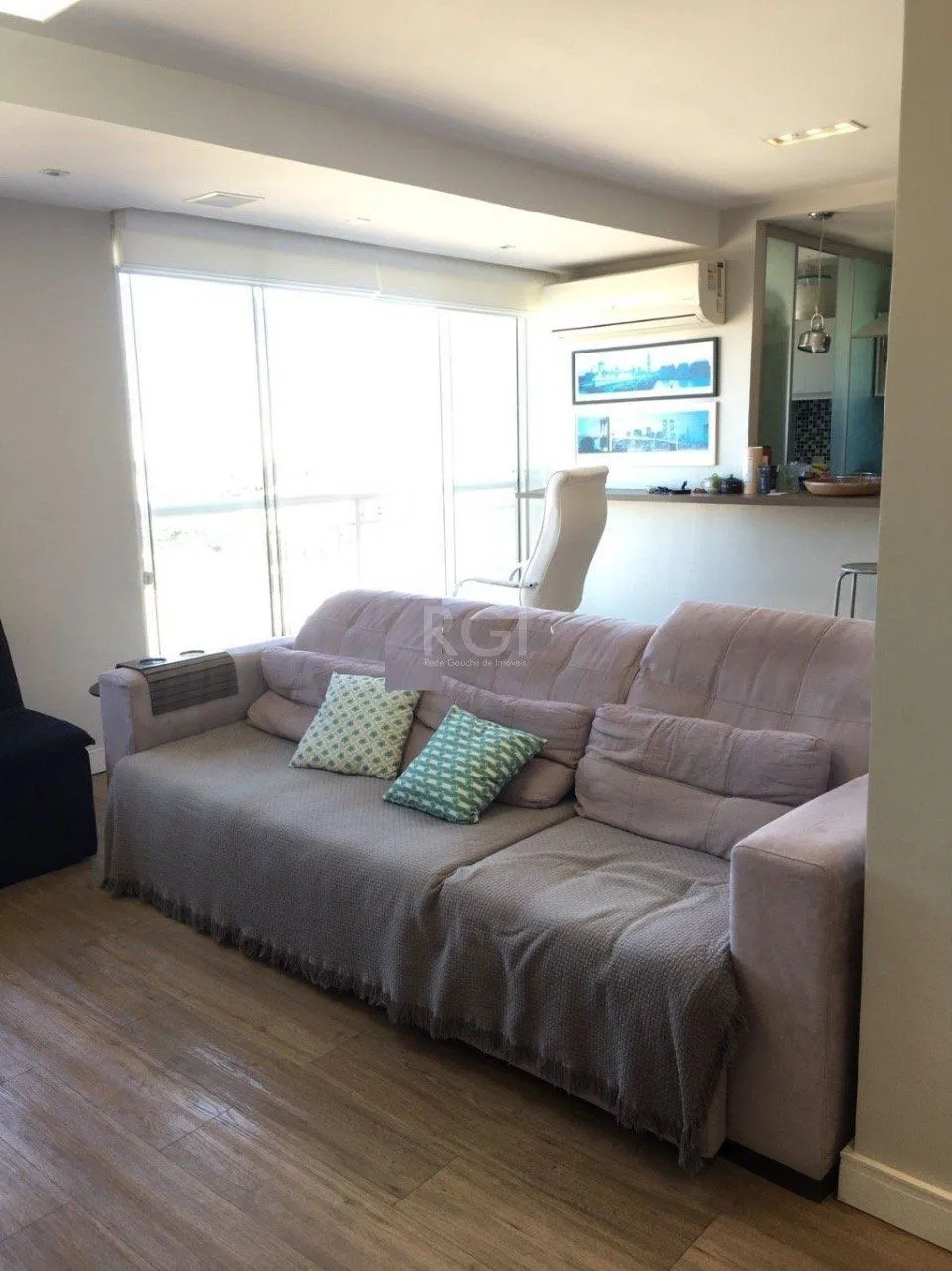 Imagem Apartamento para Venda - 82.28m², 2 dormitórios, sendo 1 suite, 2 vagas - Jardim Lindóia