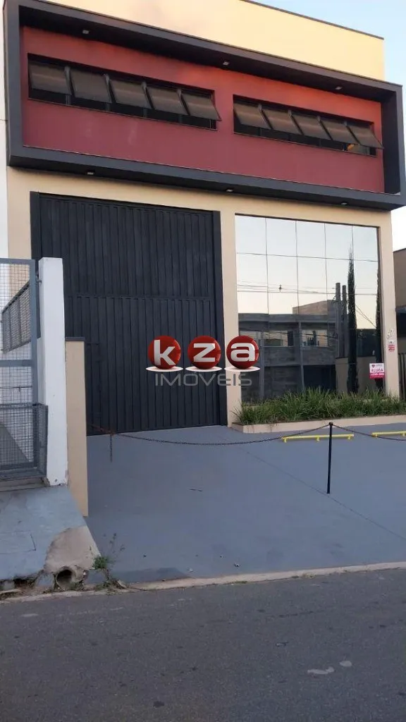Imagem Aluguel de Galpão Industrial de 326m² com 5 salas e 3 vagas de garagem em Vista Alegre, Vinhedo-SP.