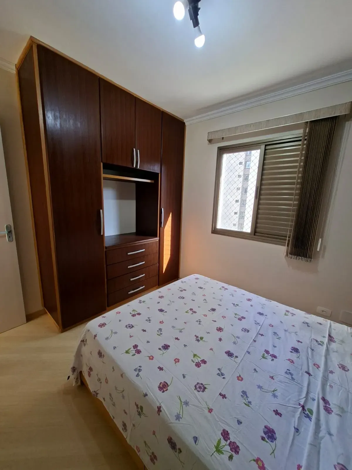 Imagem Apartamento com 2 Quartos para Alugar, 78 m² em Jardim Maria Rosa - Taboão da Serra