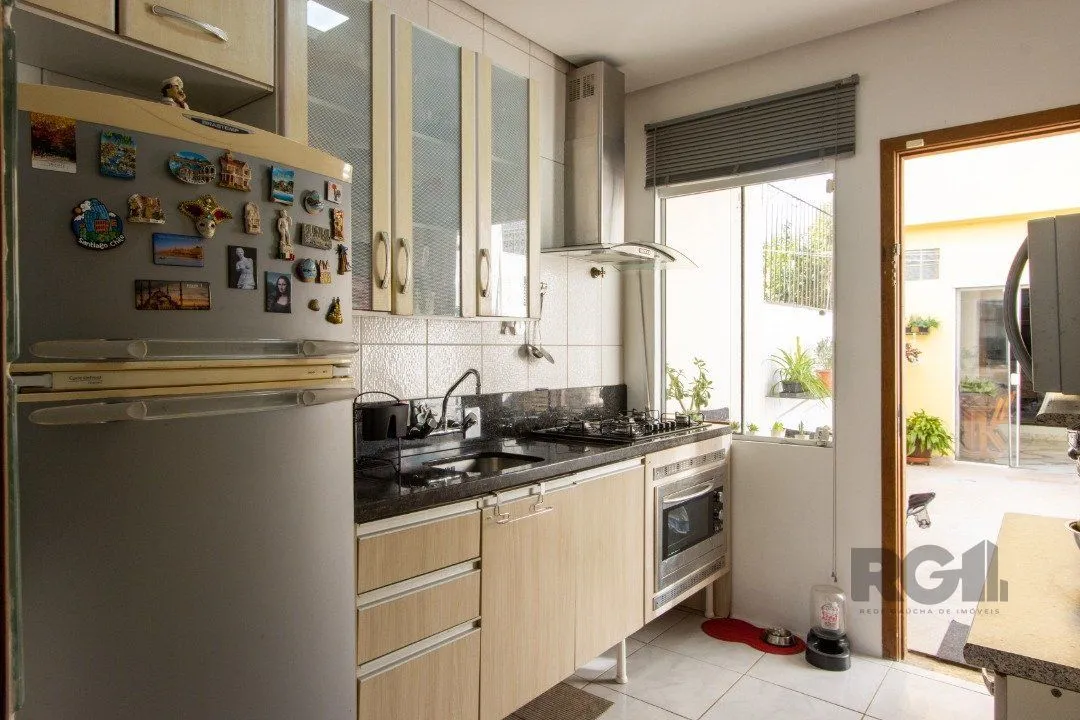 Imagem Casa para Venda - 204m², 3 quartos, 2 suites, 1 vaga - Caminhos do Sol - Guarujá