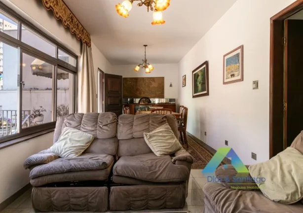 Foto do imóvel Casa Assobradada com 4 dormitórios e 4 banheiros ao lado do Metrô Praça da Árvore em Vila da Saúde