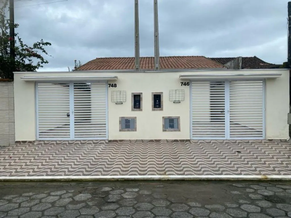 Imagem Casa à Venda em Vera Cruz, Mongaguá - SP