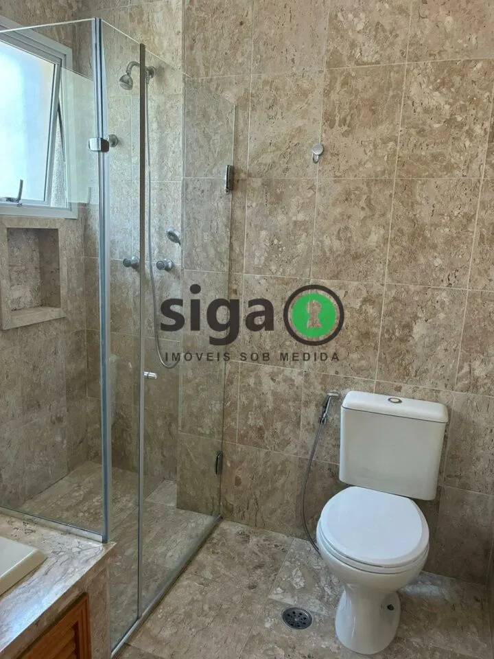 Imagem VENDE na Vila Andrade (Morumbi) Apartamento com 4 quartos, sendo 2 suítes e 3 Vagas