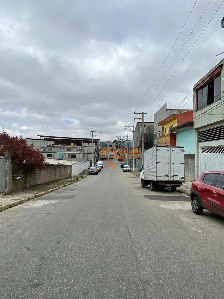 Imagem Sobrado com 5 dormitórios à venda, 237 m² por R$ 290.000,00 - Jardim Arapongas - Guarulhos/SP