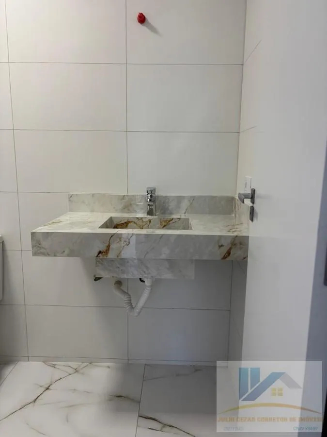 Imagem Sobrado para Venda em São José dos Pinhais, Costeira, 3 dormitórios, 1 suíte, 3 banheiros, 2 vagas