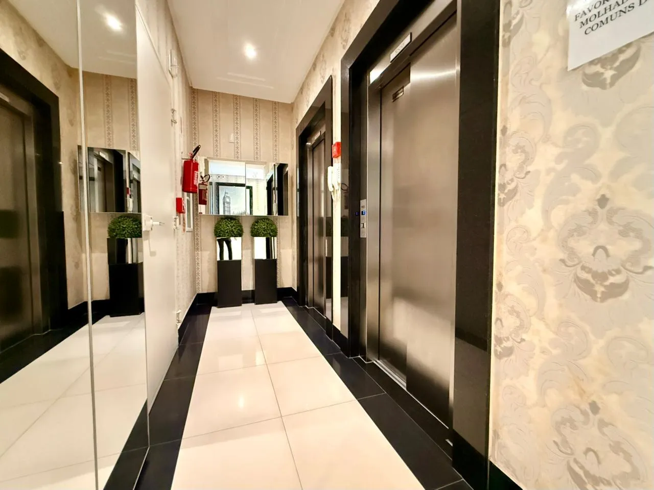Imagem Apartamento à venda com 160m2 por R$ 2.590.000,00