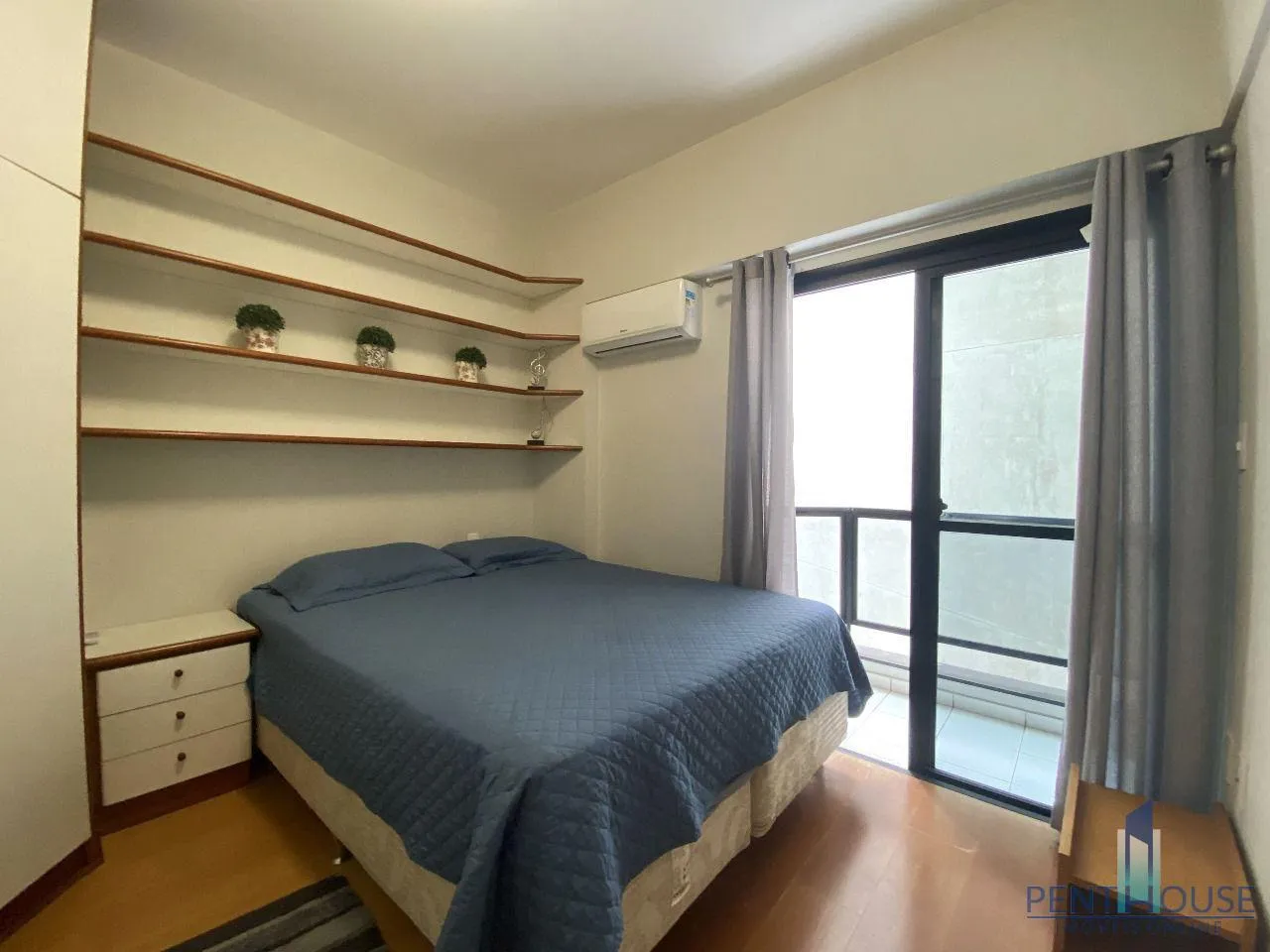Imagem Apartamento Frente Mar para Venda em Balneário Camboriú, CENTRO, 3 dormitórios, 1 suíte, 2 banheiros, 1 vaga