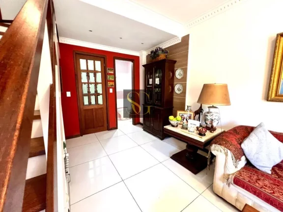 Imagem Casa para Venda em Teresópolis, Panorama, 3 dormitórios, 3 banheiros, 1 vaga