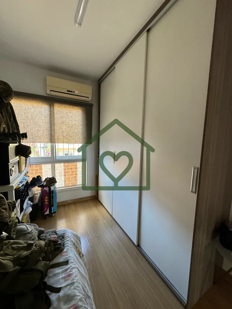 Imagem CASA I 3 DORMITÓRIOS I 1 SUÍTE I SEMI MOBILIADA I 2 VAGAS I HÍPICA I ZONA SUL 
 
ABRIANOS vende m...