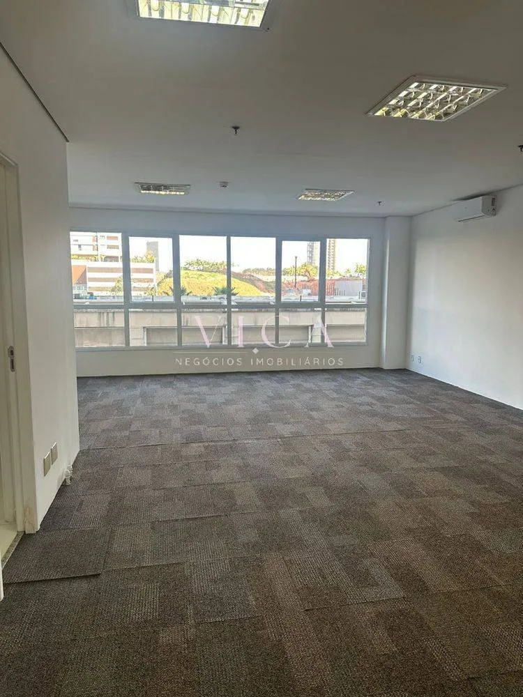 Imagem Sala com 56 m² 1 vaga 2 banheiros aluguel por R$ 3.500,00 - Alphaville/SP