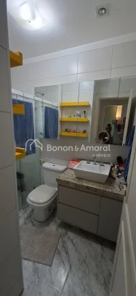 Imagem Apartamento para alugar no Taquaral, em Campinas.
O imóvel conta com 2 quartos, sendo 1 suíte, sal...