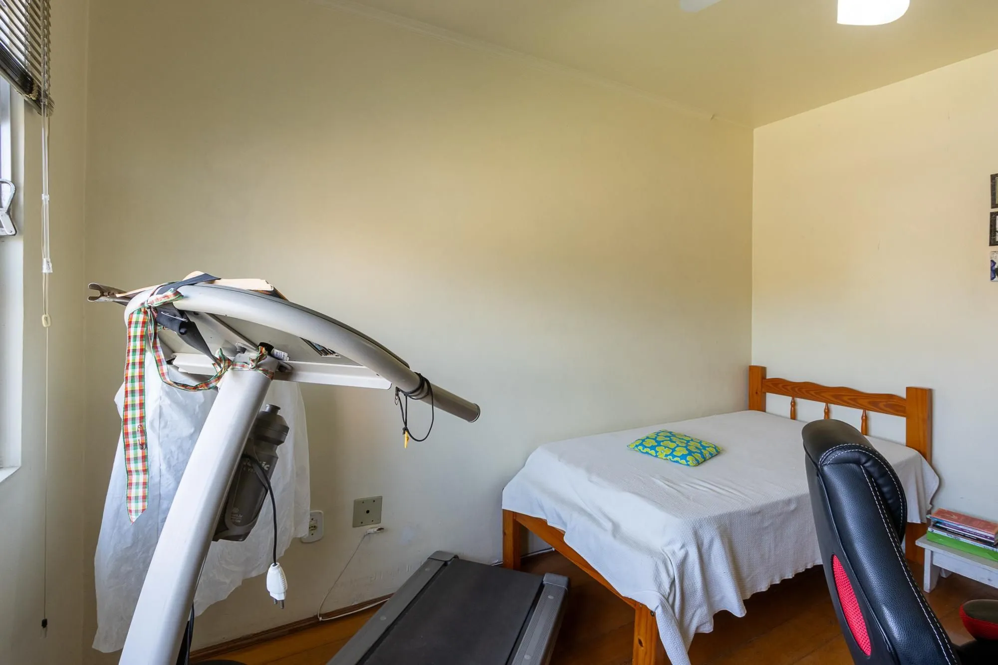 Imagem Casa com 3 quartos (1 suite), 4 vagas - Vila Nova