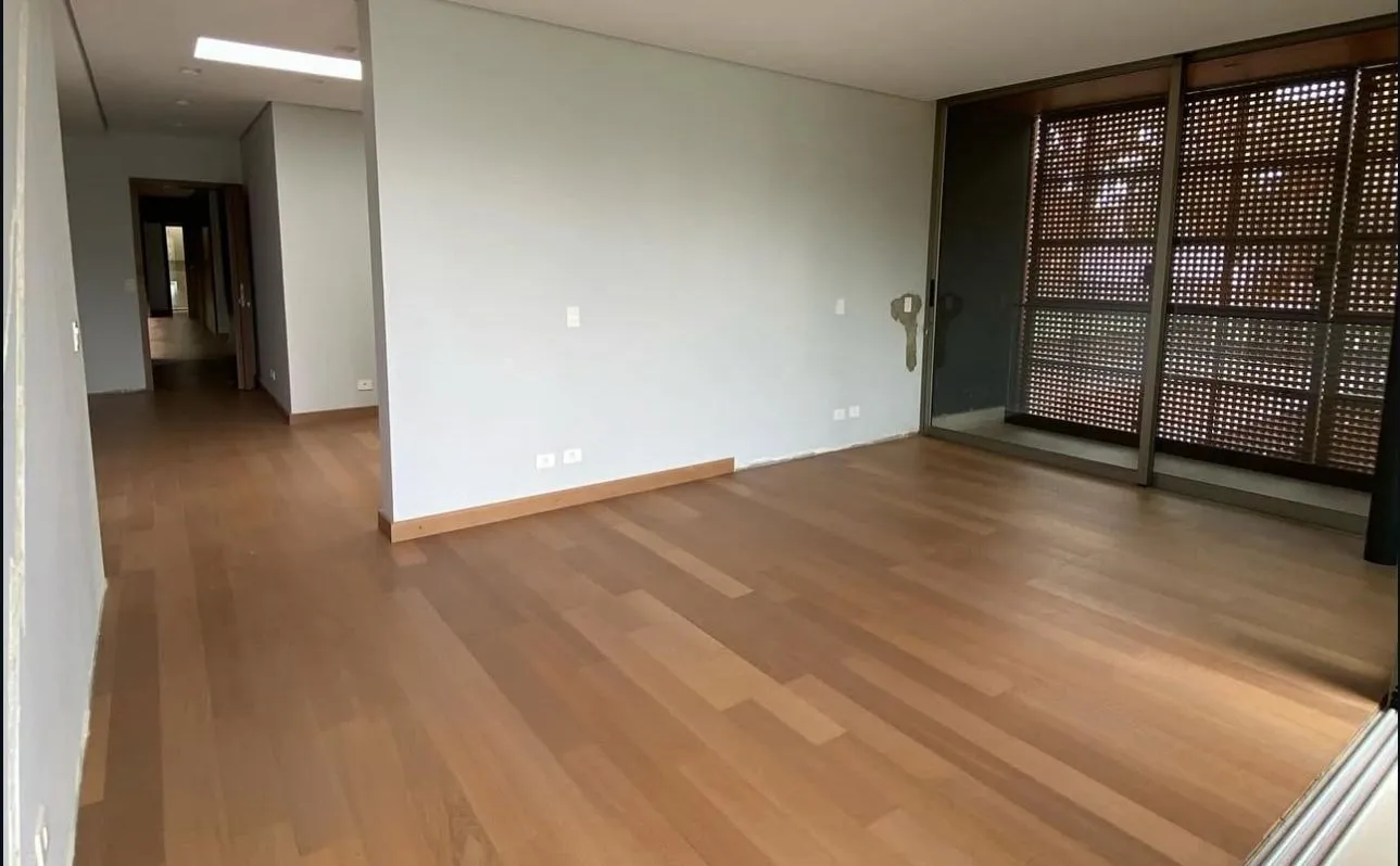 Imagem Casa 700m² à venda condomínio Lago Azul