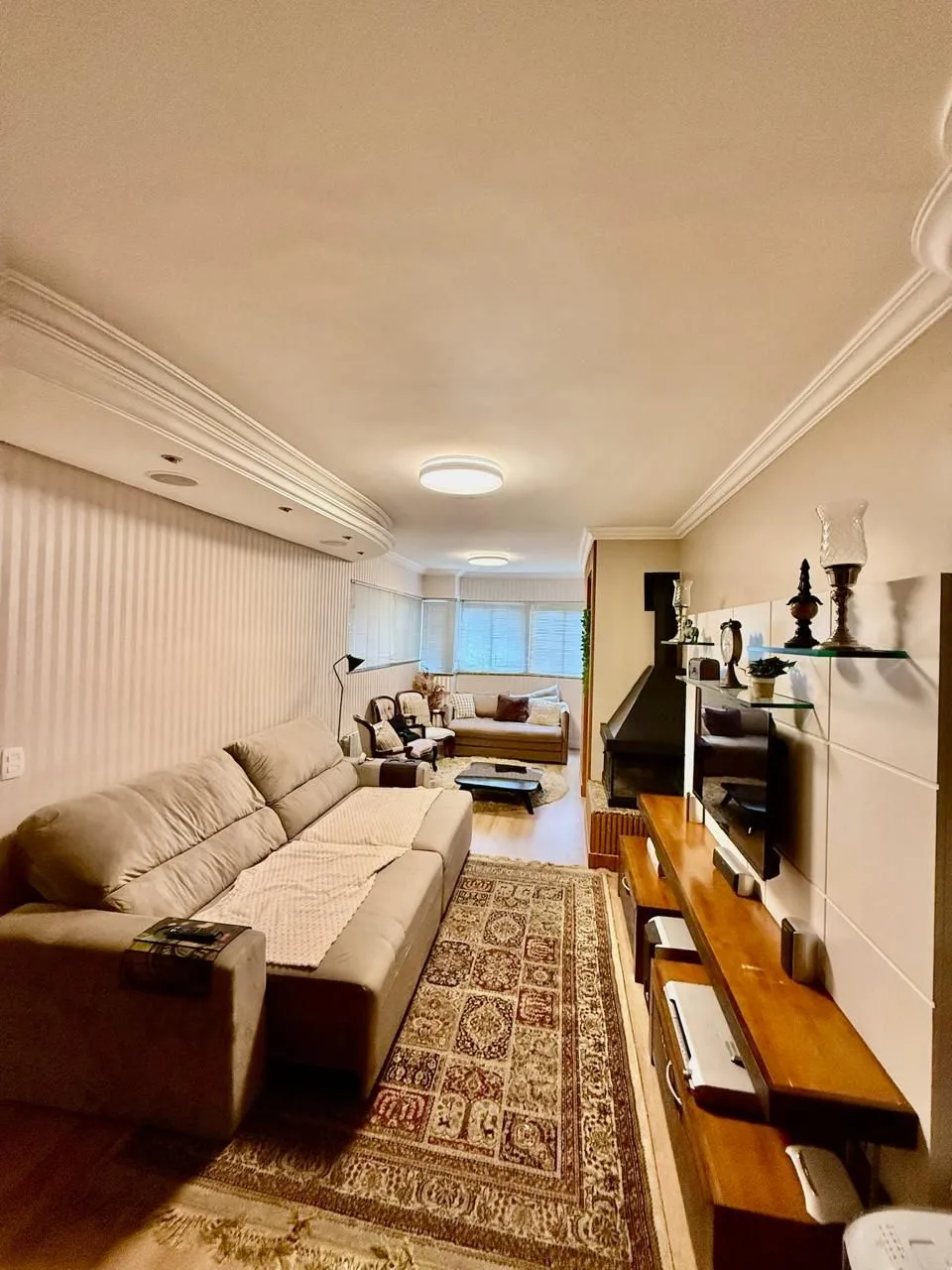 Imagem Apartamento à venda em Gramado, Vila Suíça, com 2 quartos, 76m2