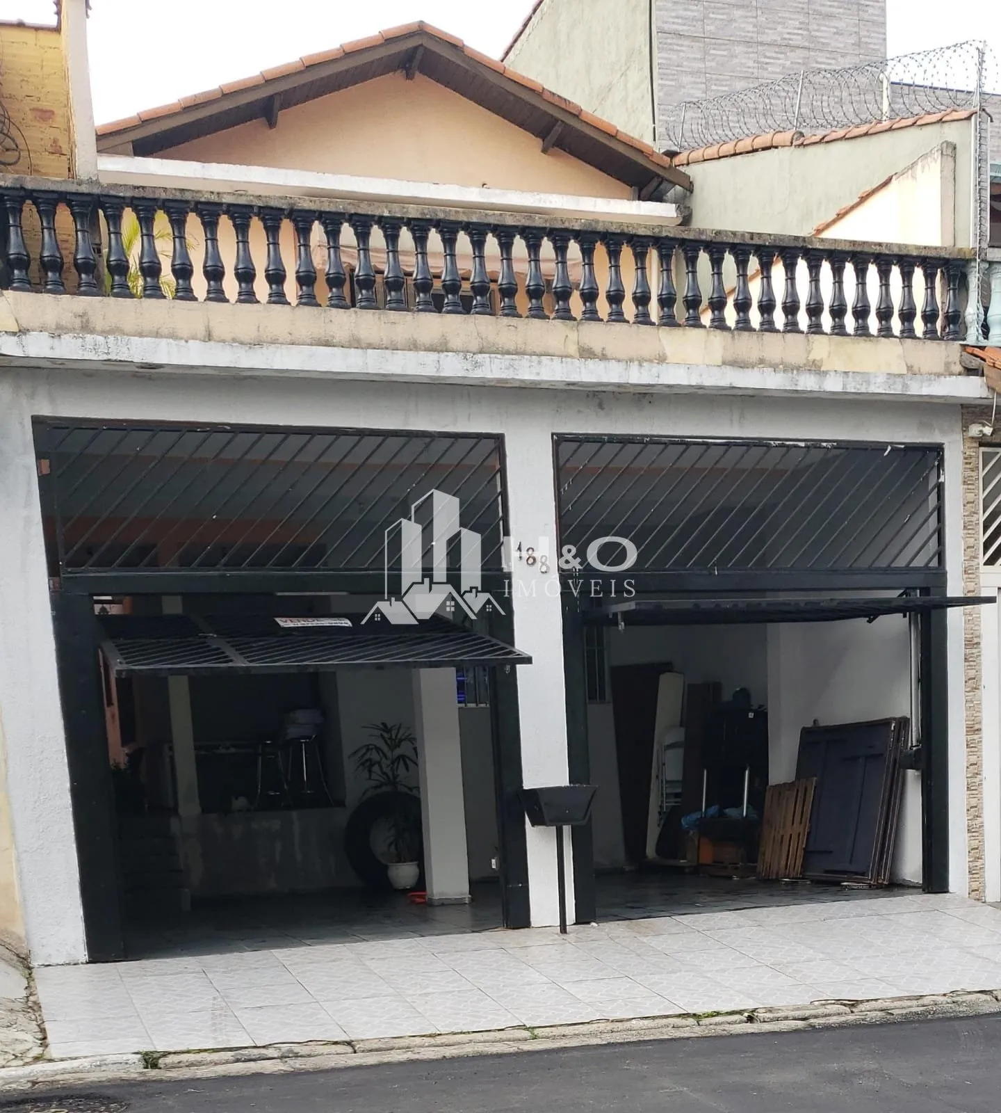 Imagem Sobrado à Venda - Próximo ao Metrô Guilhermina | Rua Tranquila | 142m² | 3 Dormitórios