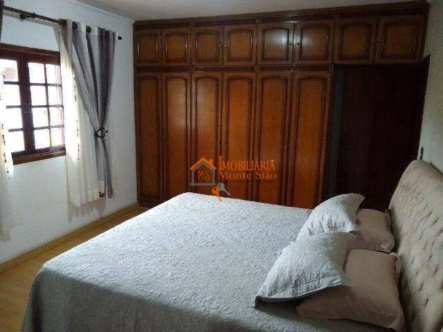 Imagem Casa com 4 dormitórios à venda, 240 m² por R$ 952.000,00 - Jardim Santa Clara - Guarulhos/SP