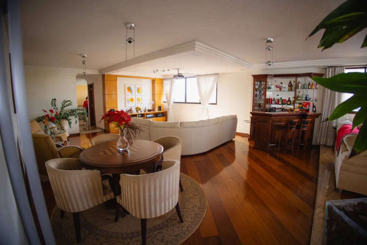 Imagem Apartamento para venda em Jardim com 4 quartos, sendo 3 suítes, 313m2