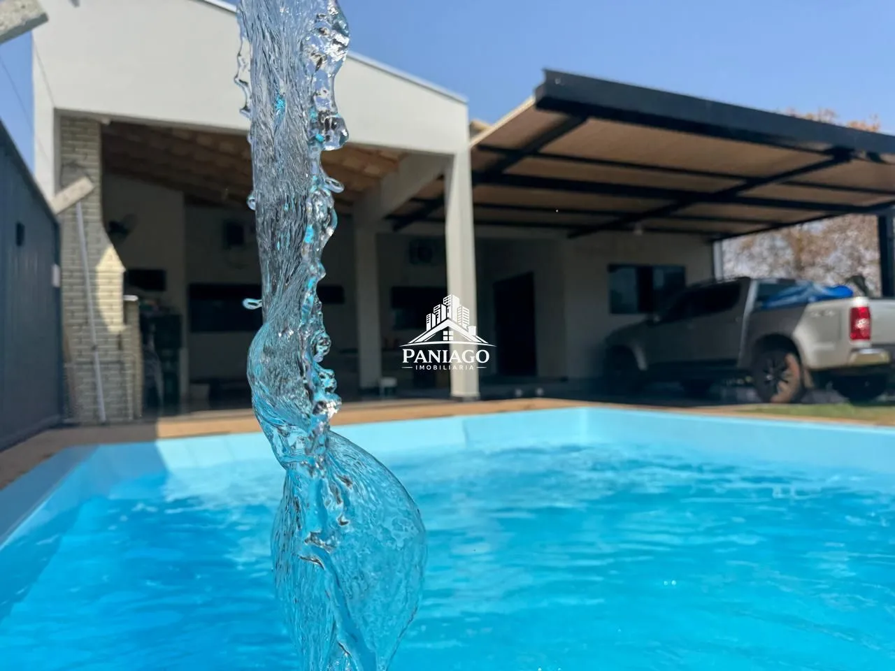 Imagem Casa com Piscina e Acesso ao Rio Cuiabá - Porteira Fechada