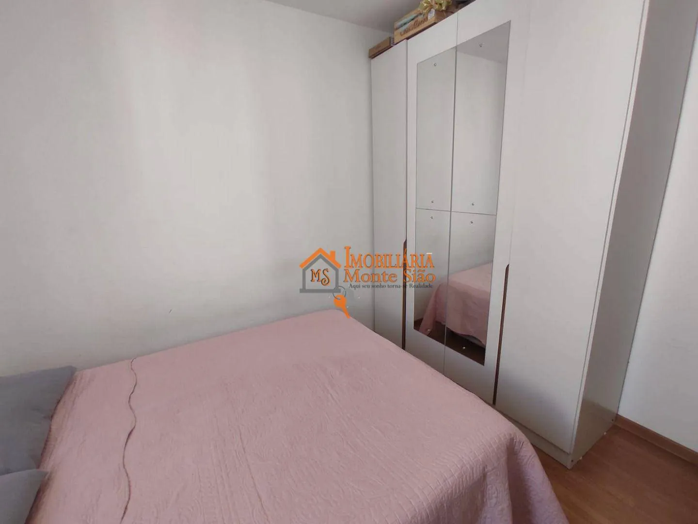 Imagem Apartamento com 2 dormitórios à venda, 43 m² por R$ 235.000,00 - Jardim Novo Portugal - Guarulhos/SP