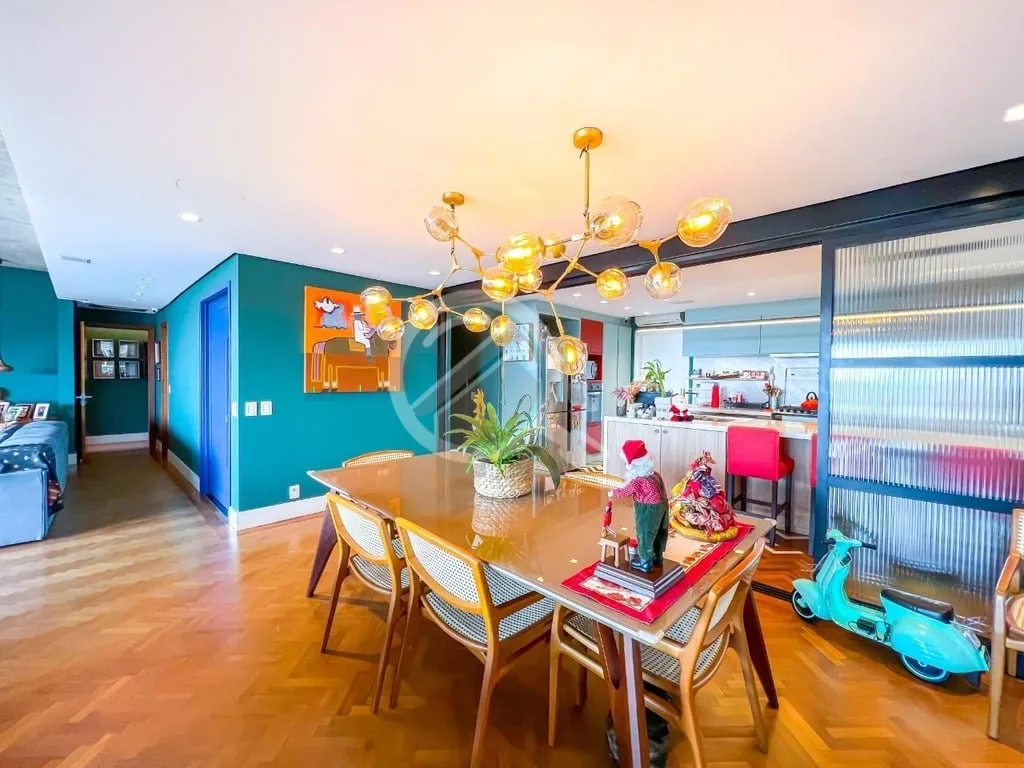 Imagem Localizado no prestigiado bairro Moinhos de Vento, este apartamento cheio de personalidade oferece u...
