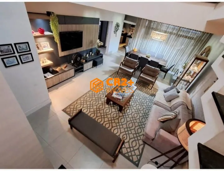 Imagem Vendo casa alto padrão 03 quartos 01 suíte 04 vagas de garagem em Taubaté/ São P