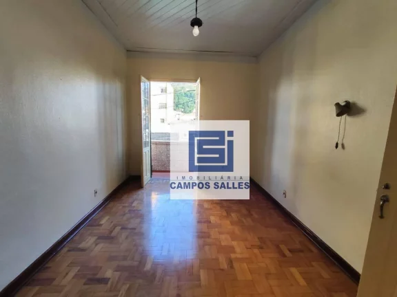 Imagem Casa com 3 dormitórios para alugar por R$ 3.861/mês - Rua Treze de Maio -Centro - Socorro/SP