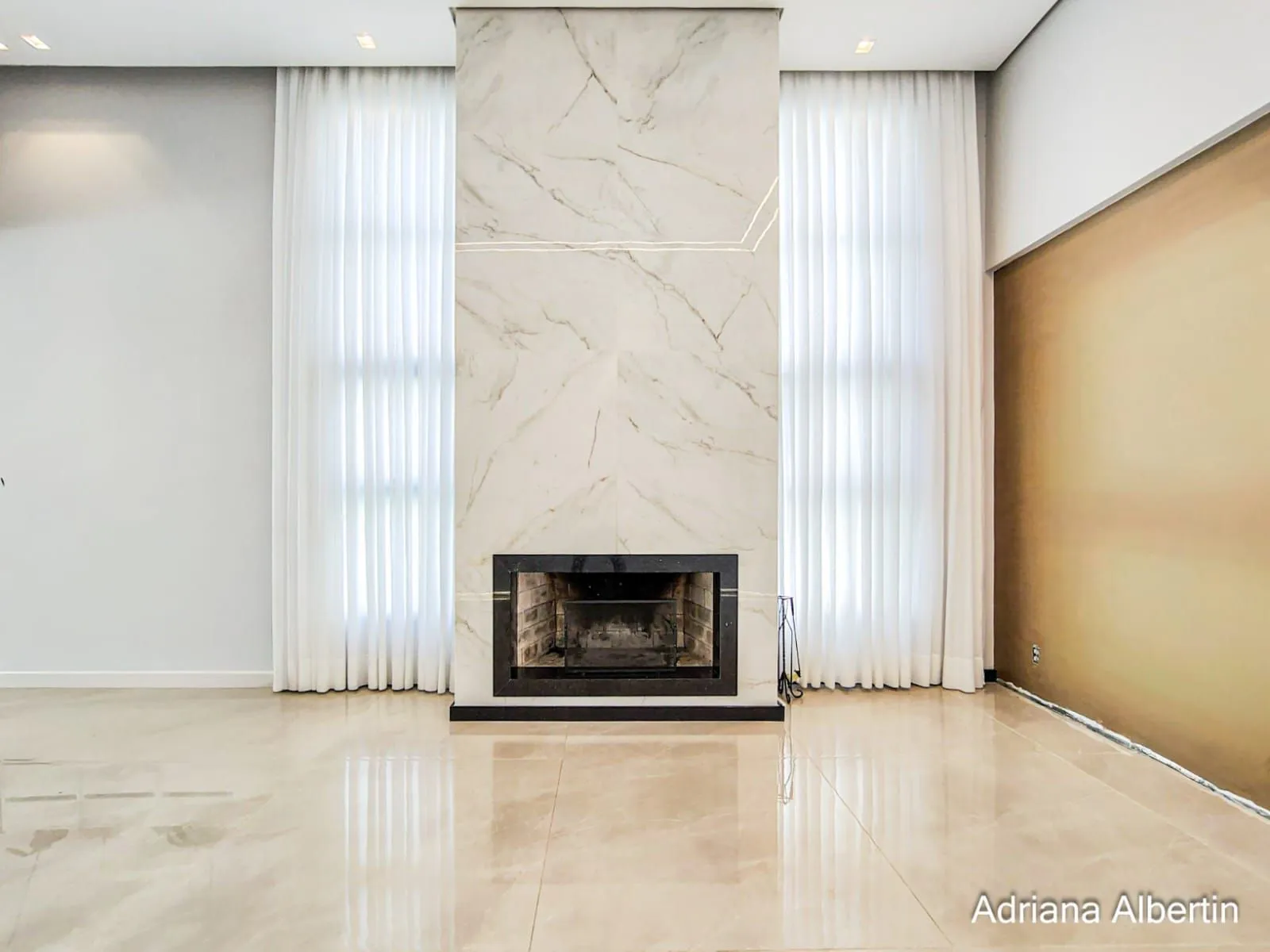 Imagem Casa 4 suites AlpahaVille PoA