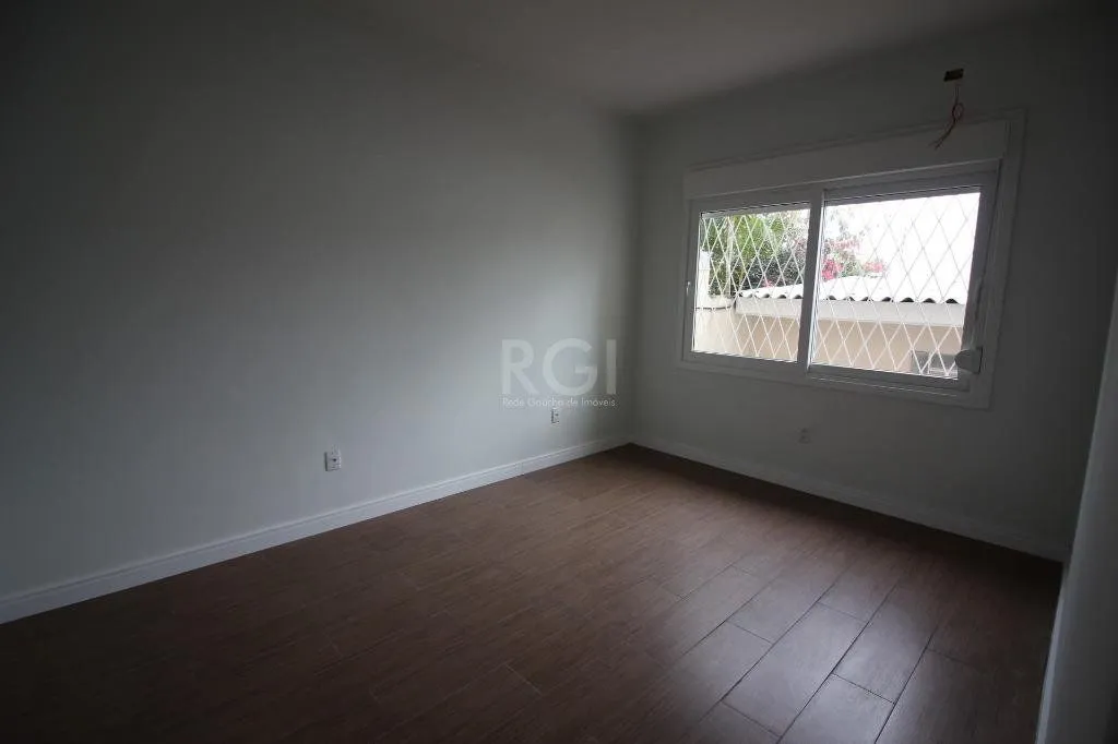 Imagem Casa com 3 Dormitórios Para comprar 250 m² - Petrópolis - Porto Alegre/R
