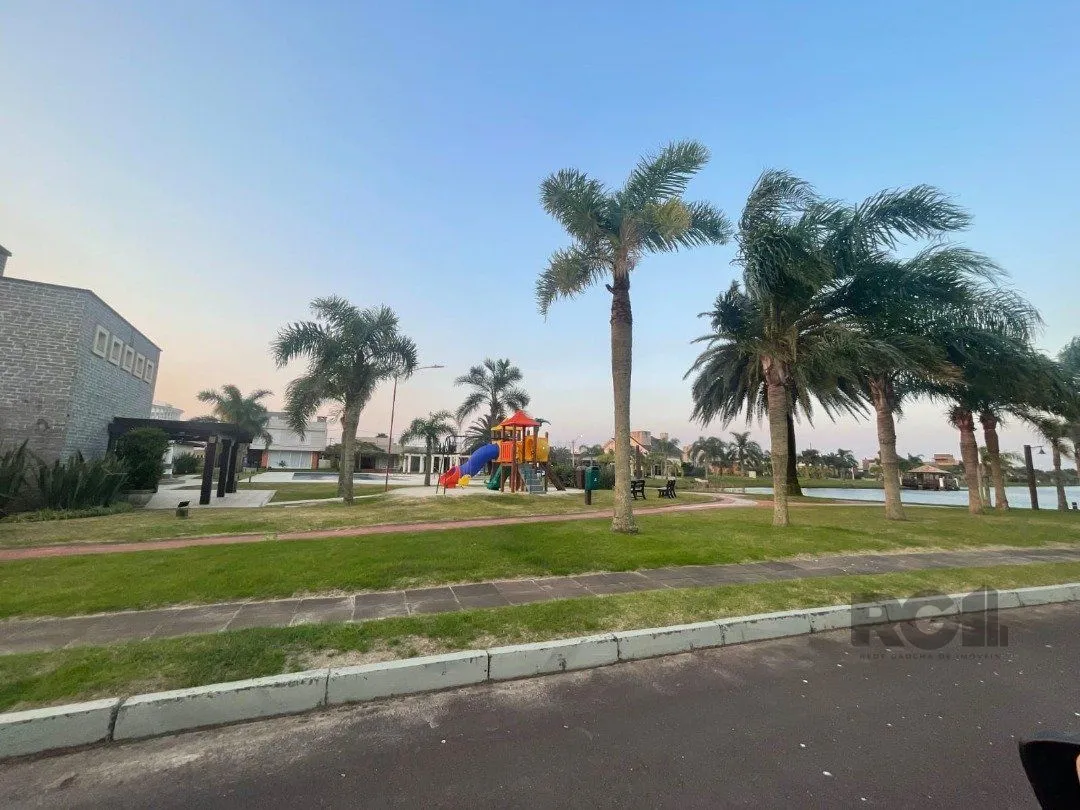 Imagem Casa de Condomínio em Atlântida Sul