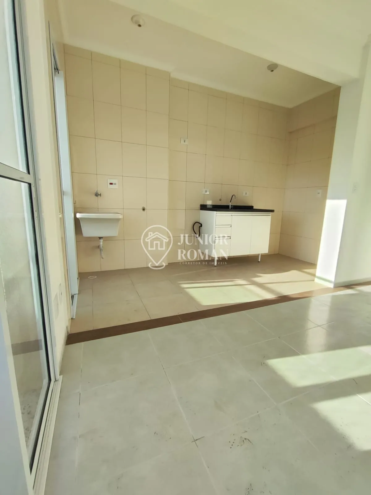 Imagem APTO 2 DORM COM VARANDA NO BAIRRO DEMARCHI - SBC