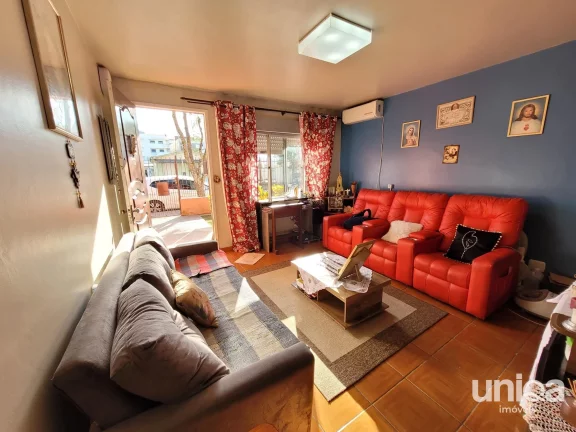 Imagem Casa sobrado de 03 dormitórios para venda em Camobi próximo da UFSM com cerca el
