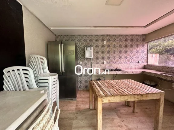 Imagem Sobrado com 2 dormitórios à venda, 64 m² por R$ 315.000,00 - Cidade Satélite São Luiz - Aparecida de Goiânia/GO