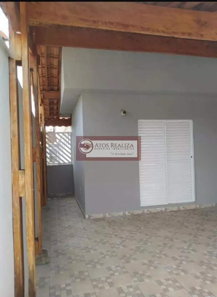 Imagem Vendo Sobrado com Edícula em Parque das Árvores - 3 Dormitórios, Área Gourmet com varanda, 2 vagas de garagens.