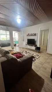 Imagem Na Praia de Jaguaruna casa com suíte