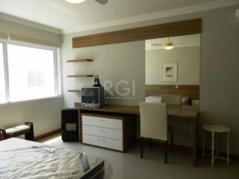 Imagem Apartamento para Venda - 190m², 4 dormitórios, sendo 4 suites, 2 vagas - Navegantes