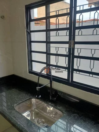 Imagem Casa com 3 dormitórios à venda, 135 m² por R$ 699.000,00 - Jardim Alvinópolis - Atibaia/SP