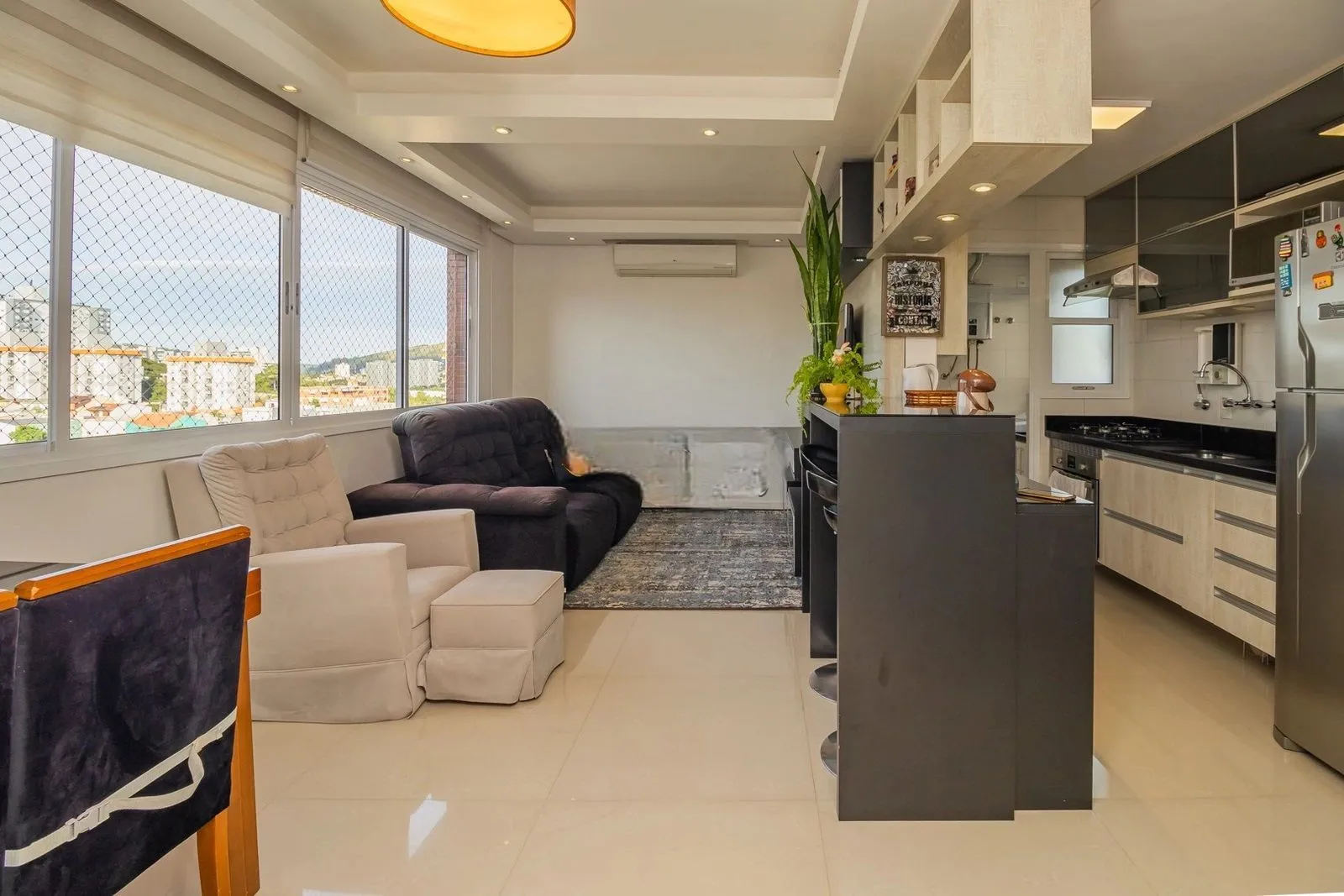 Imagem Apartamento 2 Dormitórios com Suíte e 2 Vagas no Jardim Botânico - Porto Alegre