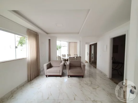Imagem Espaçoso triplex para morar ou investir Balneário Camboriú