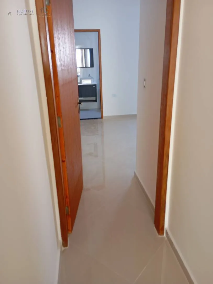 Imagem Casa térrea com excelente acabamento e ótima localização!