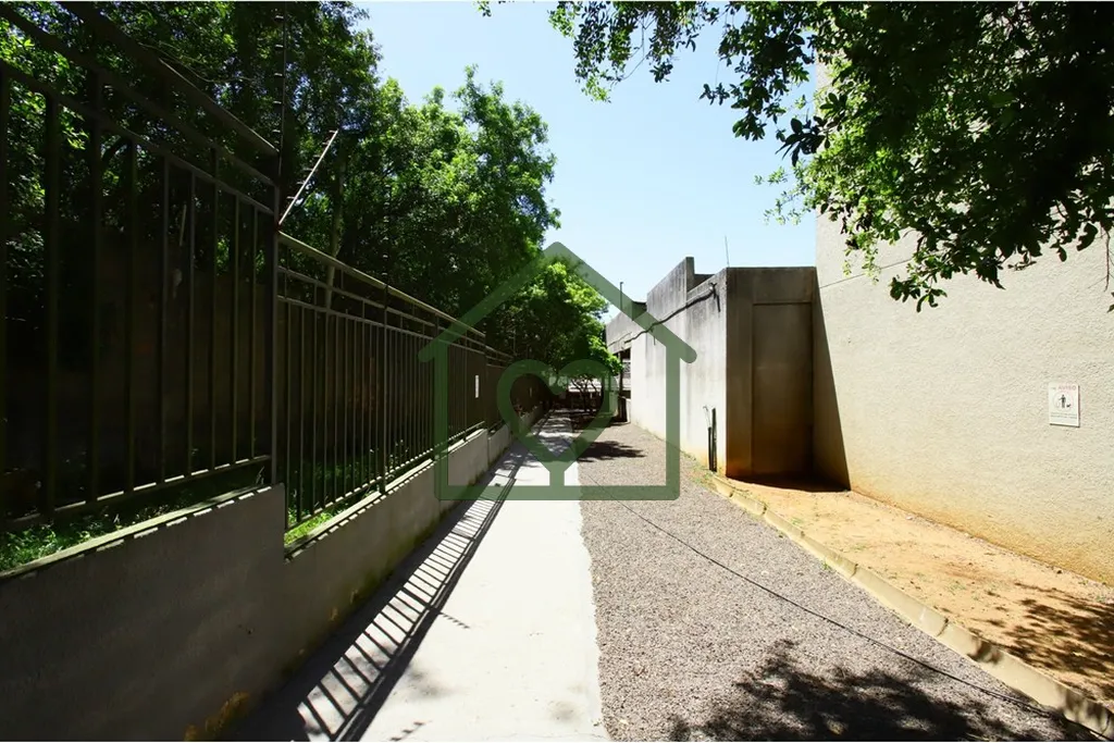 Imagem Apartamento moderno e recém-construído no bairro Jardim Itu, em Porto Alegre, localizado na tranqu...