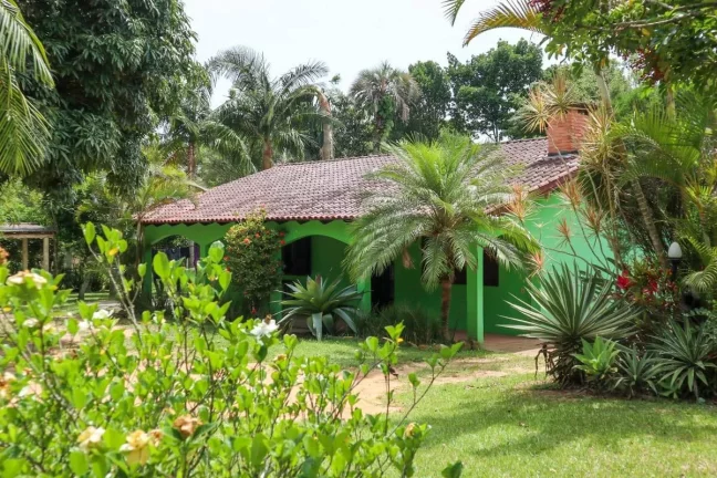 Imagem Excelente Sítio com 4.672m², em condomínio, no centro de Águas Claras