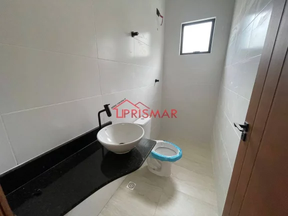 Imagem Sobreposta terrea fundos, 3 dormitorios suite, Marapé, Santos, 2 vagas