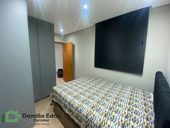 Imagem Casa com 126 AC 150 AT com 3 dorms uma suíte closet, mobilhada, piscina aqu