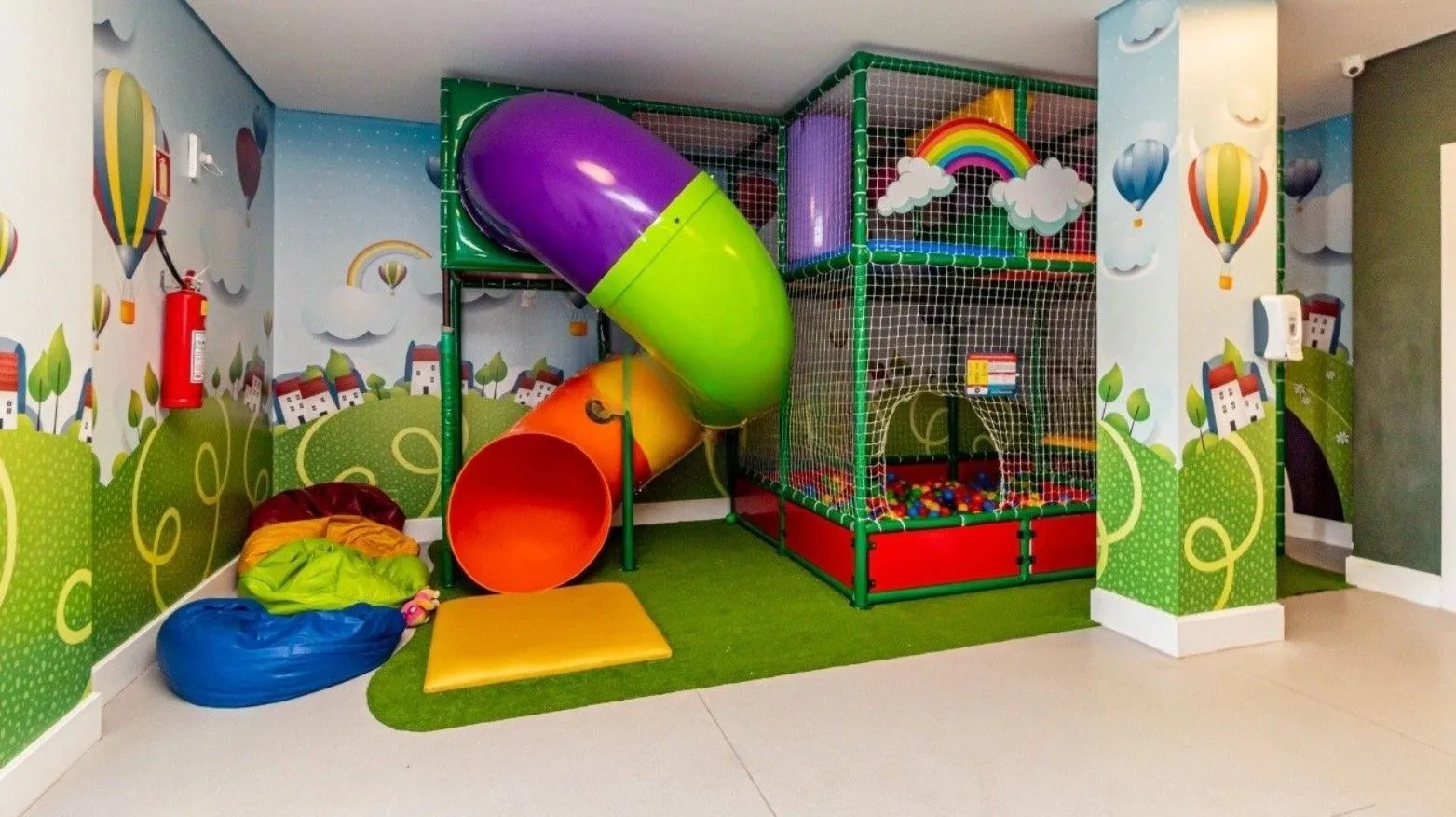 Imagem Apartamento 3 dormitórios com suíte e 2 vagas - Higienópolis, Porto Alegre