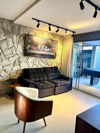 Imagem Casa Porteira Fechada – Pronta para Morar em Morada de Laranjeiras