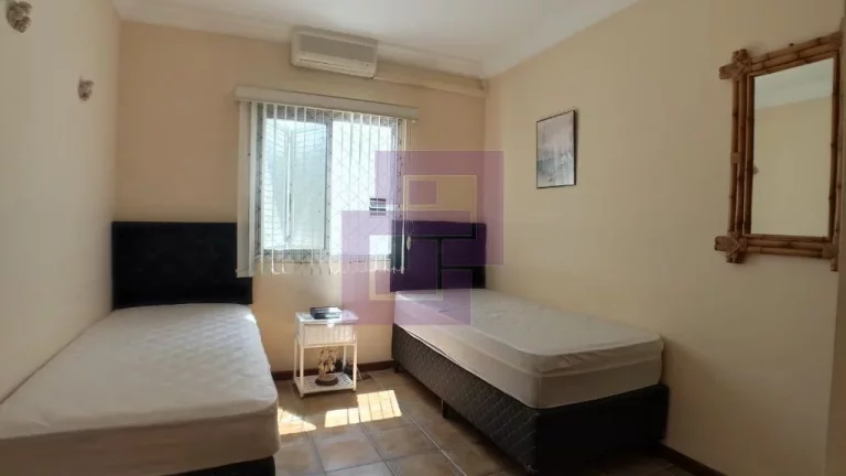 Imagem Apartamento com 03 dormitórios para locação na praia da Enseada Guarujá.