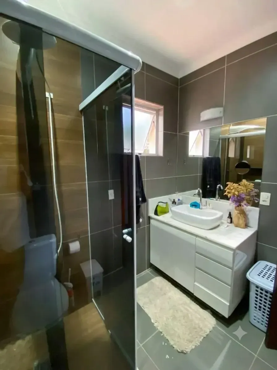 Imagem Casa de Vila com 4 Quartos à Venda, 220 metros em Vila Yara - Osasco