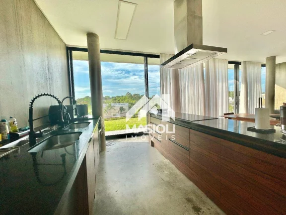 Imagem Casa Modernista em condomínio fechado